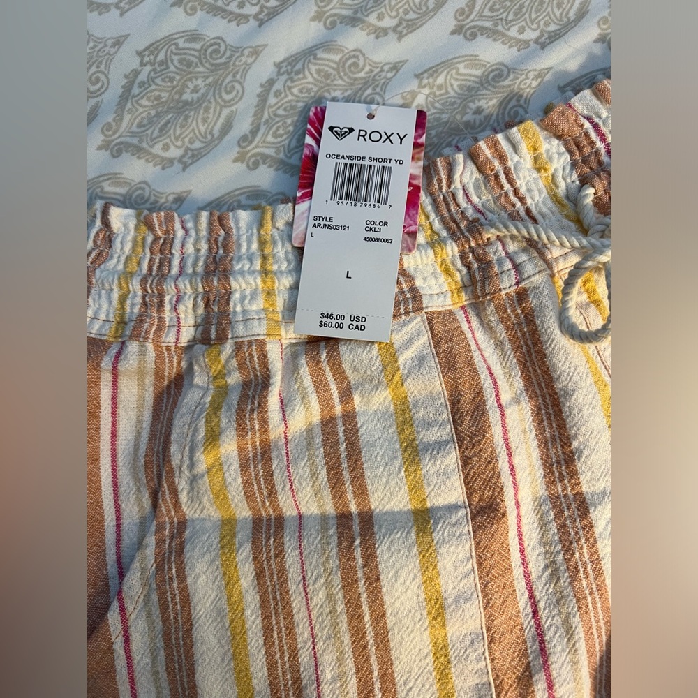 NWT Roxy Shorts - Picture 3 of 3